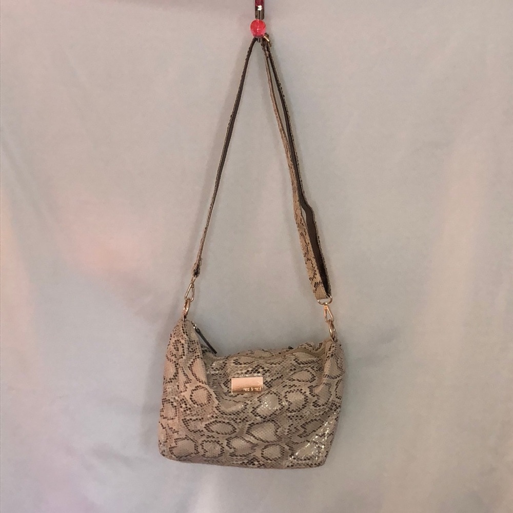 Python shoulder bag. Excellent condition